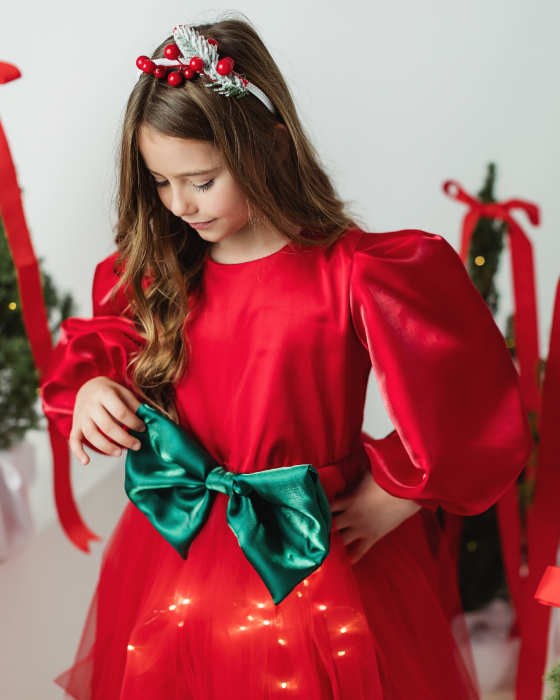 Rochiță cu Luminițe roșie cu fundiță Verde, de Primavara