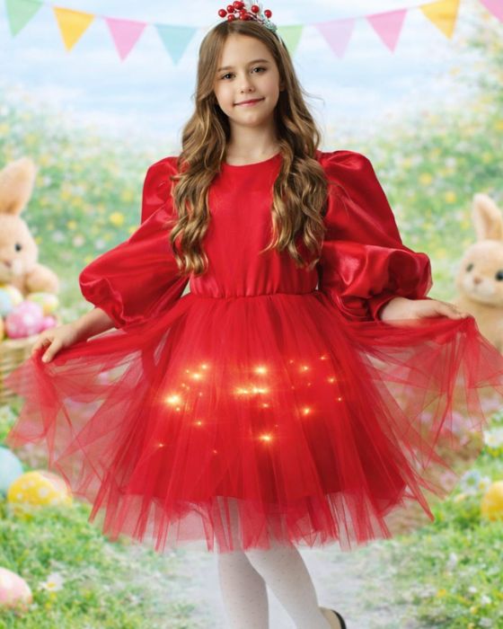 Rochița cu Luminițe, Roșie