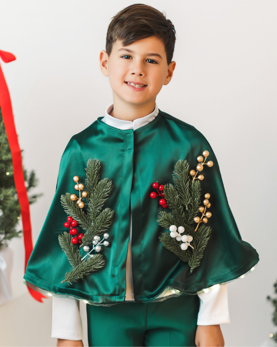 Pelerina Verde scurta, creanga mare de brad, Craciun