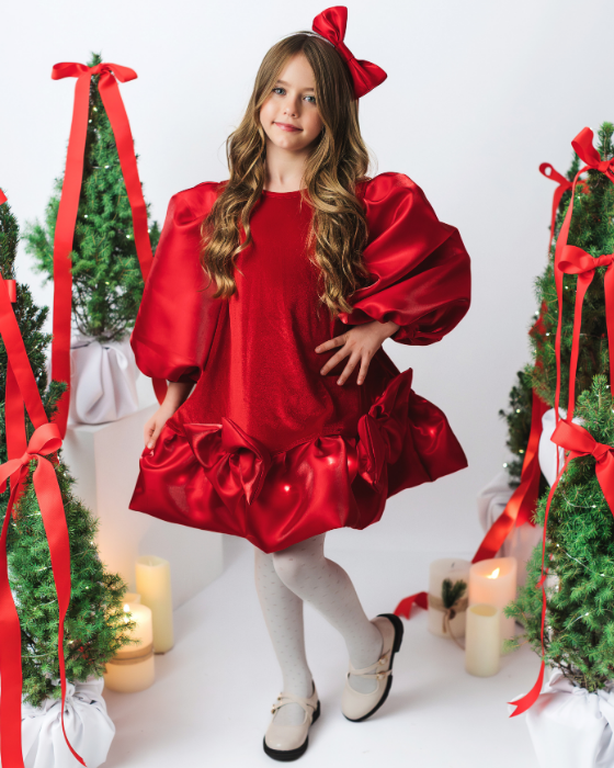 Rochița Roșie cu Fundițe, cu Luminițe, Martisor 1 Martie