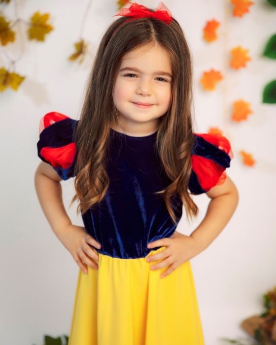 Costum 2 Piese, Albă-Ca-Zăpada, cu Luminițe