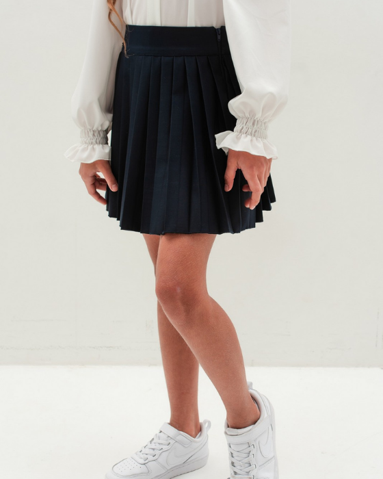 Fustiță Demelza Bleumarin, De Școală