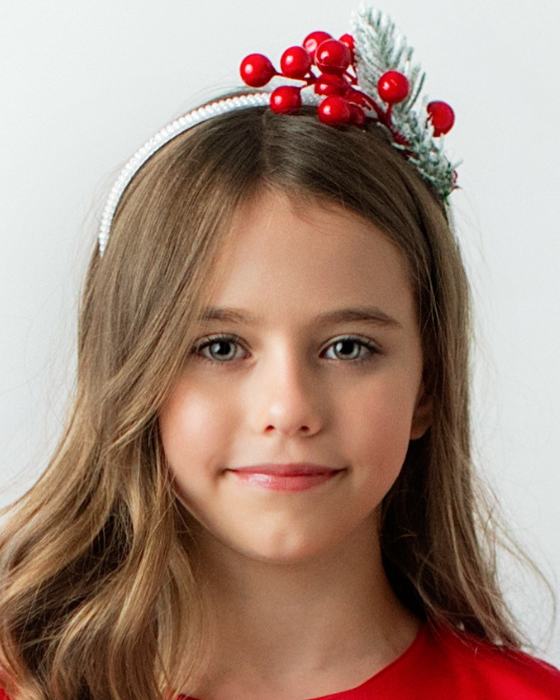 Bentita Craciuneasca cu brad si globulete rosii