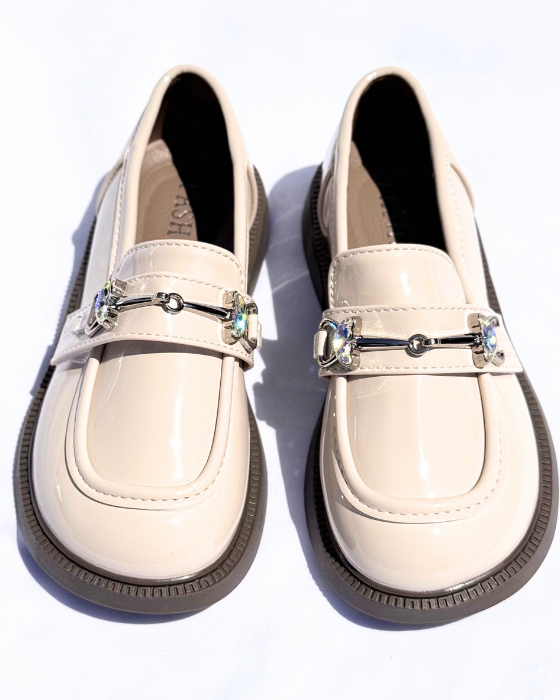 Pantofiori cu pietricele, de toamna - iarna rezistenti