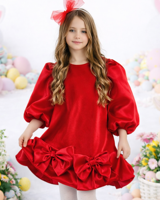 Rochița Roșie cu Fundițe, cu Luminițe, Martisor 1 Martie