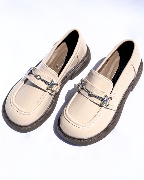 Pantofiori cu pietricele, de toamna - iarna rezistenti