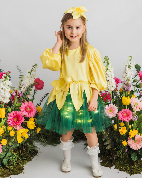 Rochița Floare Galbenă cu Luminițe, Serbare 2025