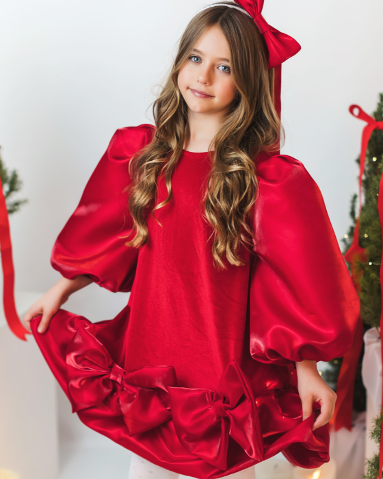 Rochița Roșie cu Fundițe, cu Luminițe, Martisor 1 Martie