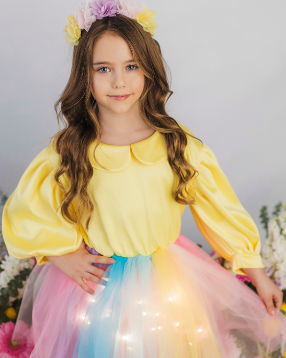 Rochița Curcubeu cu bust Galben cu Luminițe, Serbare Toamna