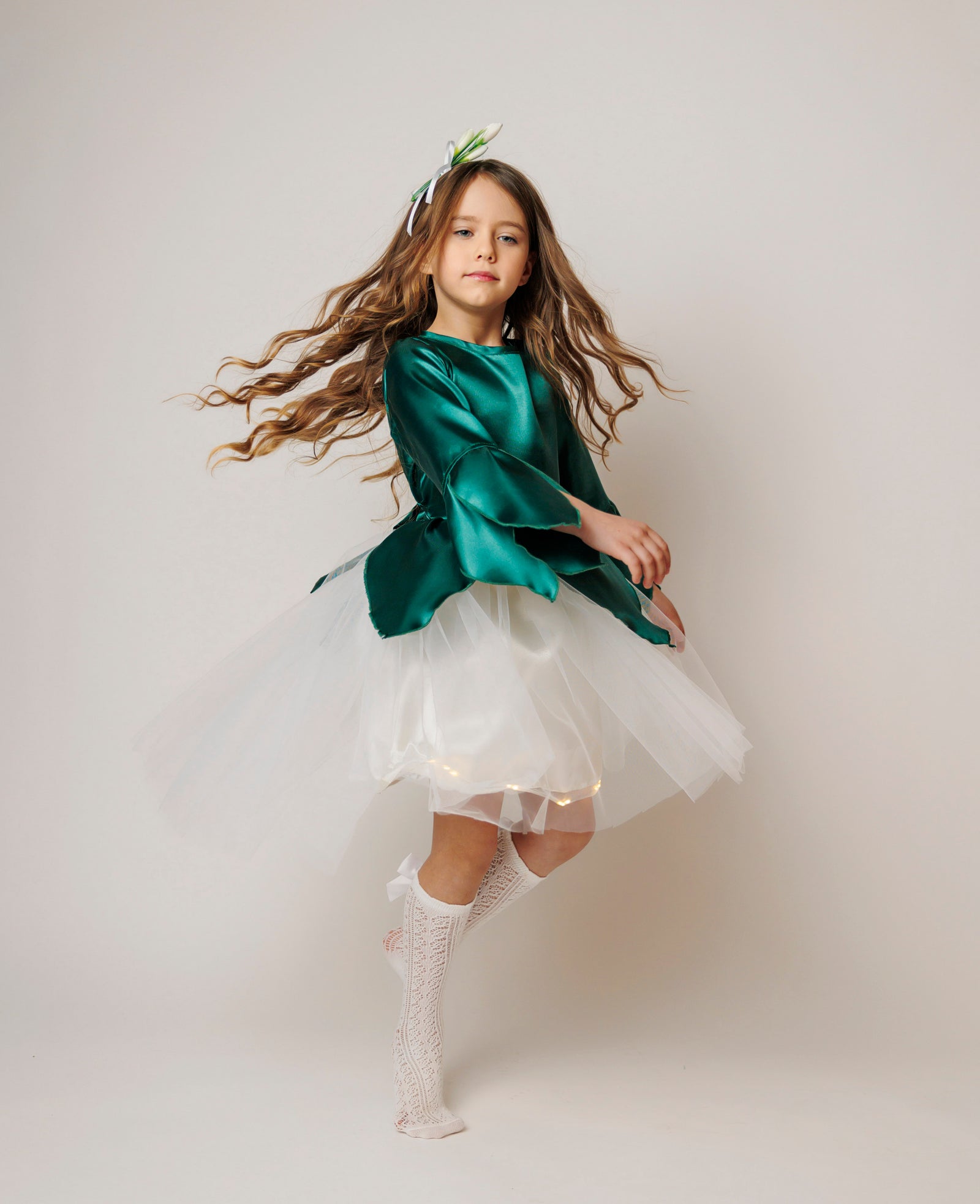 Rochița Zâna Toamnei, Serbare Toamnă, cu trenă și luminițe