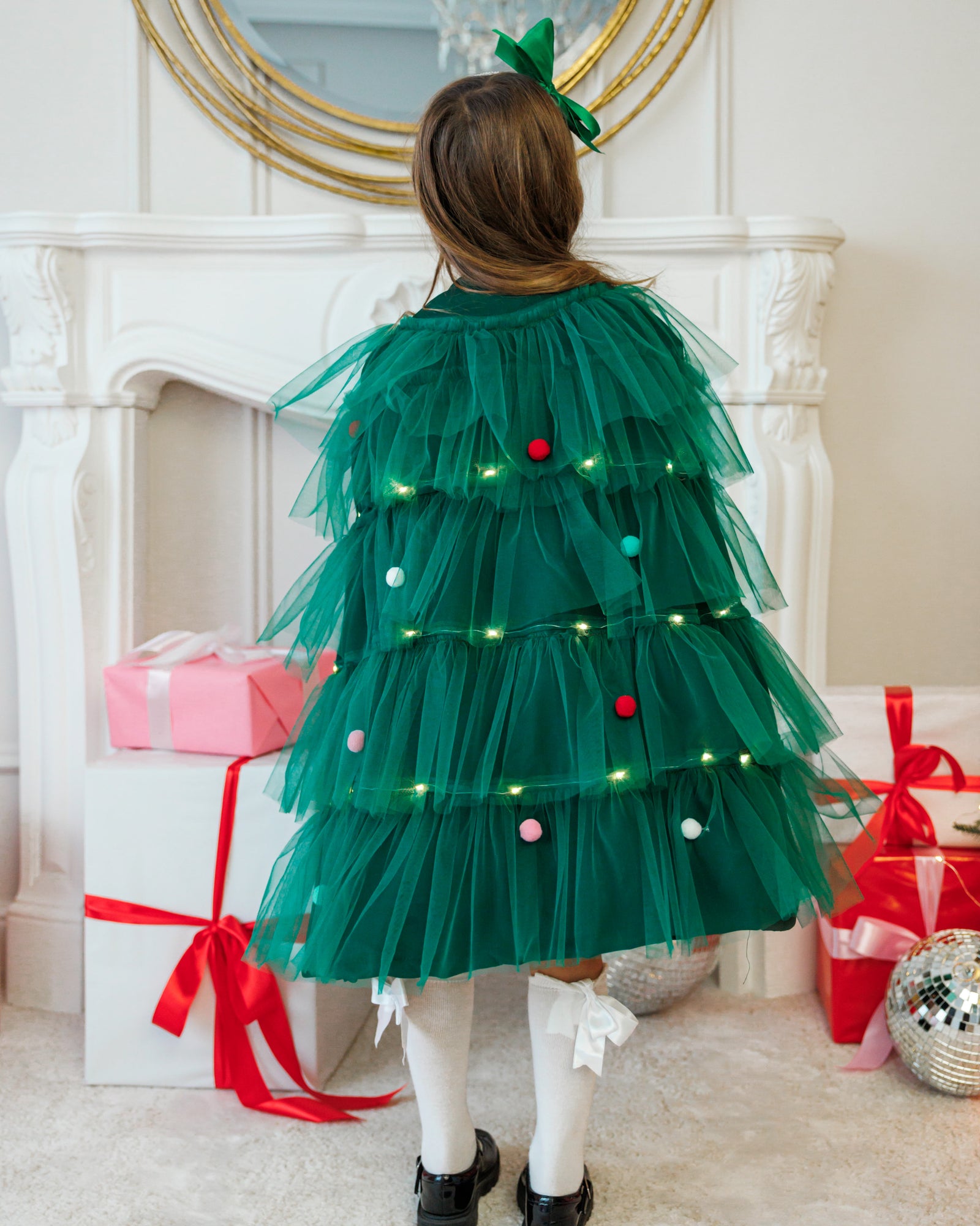 Little Girl's Cape with Lights, Fir Tree