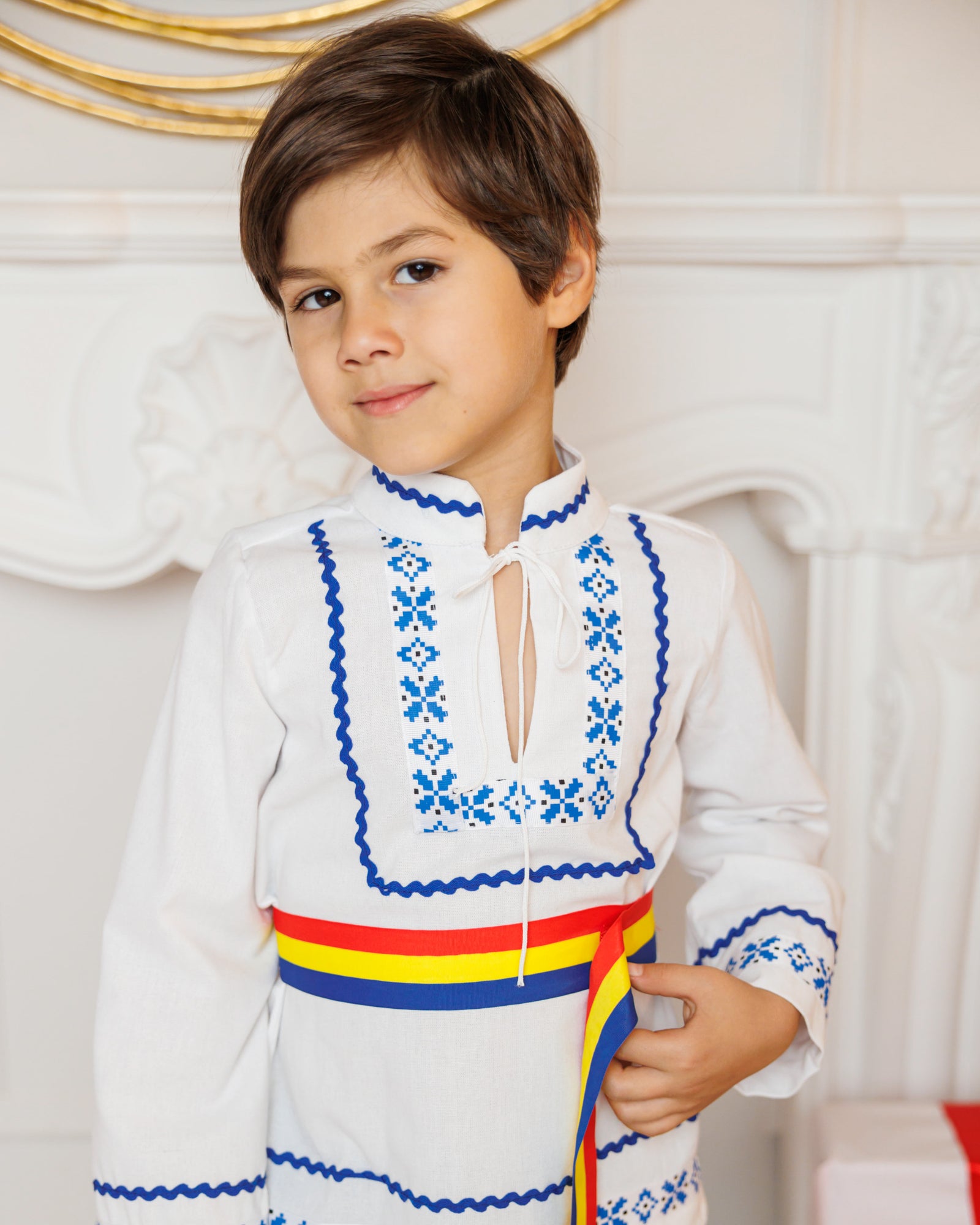 Costum tradițional Băiat, Românesc