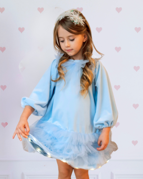 Rochița cu Luminițe, de catifea Bleu cu volănașe de tulle