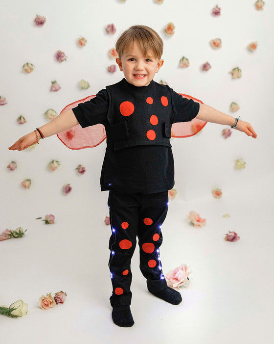 Vestă de Buburuză, de Băiat