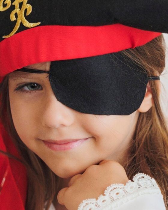 Ochi de Pirat, Unisex