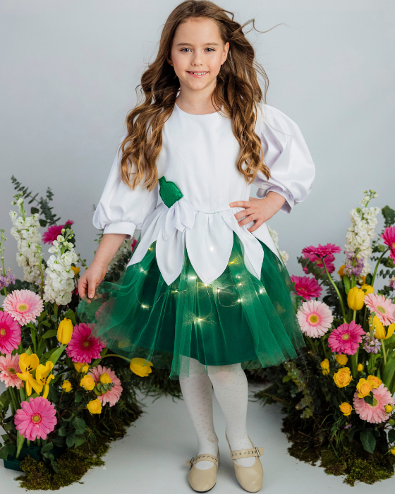 Rochița Ghiocel / floare albă, mărgăritar, lăcrămioară,  cu Luminițe, Serbare 2025