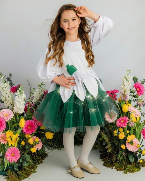 Rochița Ghiocel / floare albă, mărgăritar, lăcrămioară,  cu Luminițe, Serbare 2025