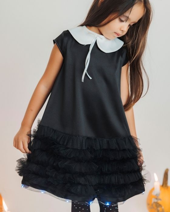 Rochița cu Luminițe, Furnicuță / Rândunică