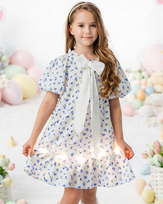 Rochița Alb, Floricele Bleu, de Școală / Grădiniță