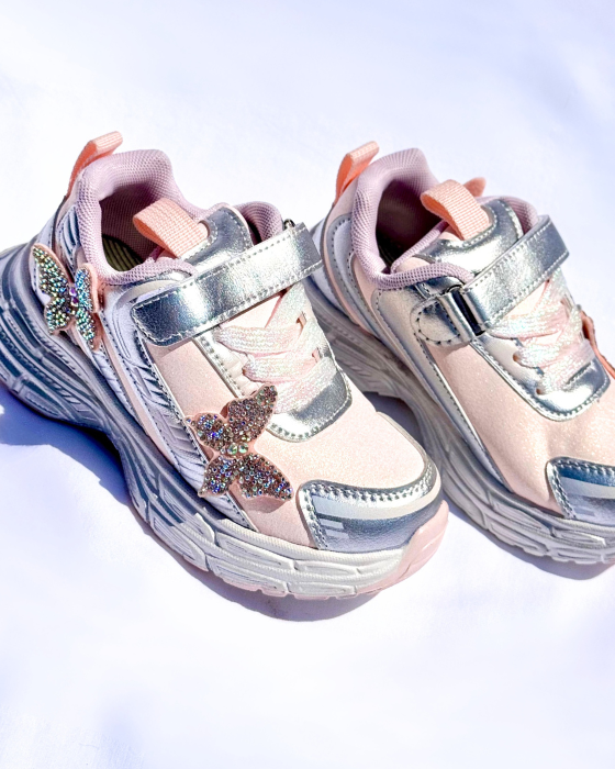 Adidași Roz cu Fluturași, De Școală