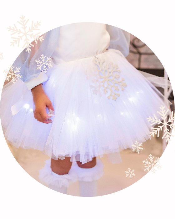 Costum Alb, Fustiță cu Luminițe Albă + Body Alb cu Tulle