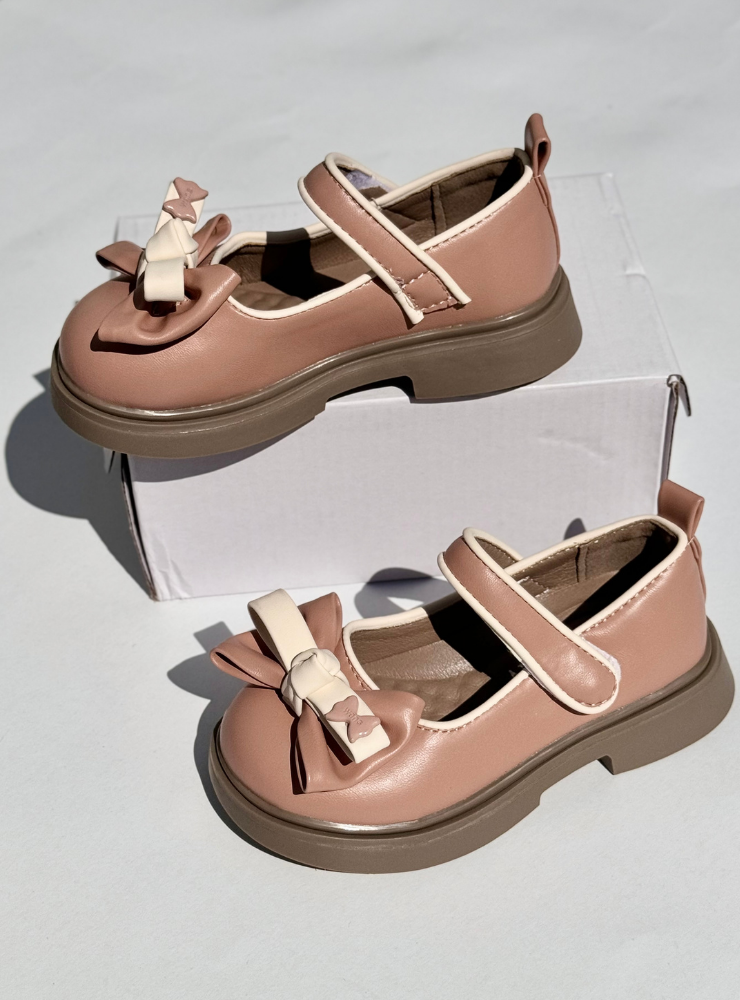 Pantofiori Roz cu Fundiță Pufoasă