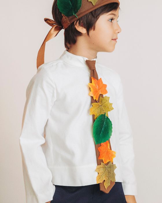 Tie With Leaves, Brown