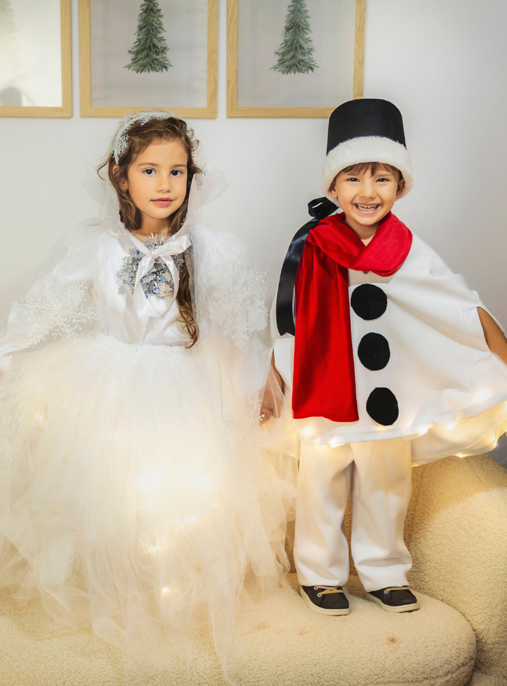 Fustița cu Luminițe, Albă