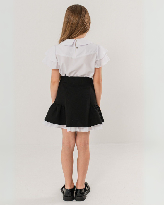 Fustiță Darina Neagră, De Școală