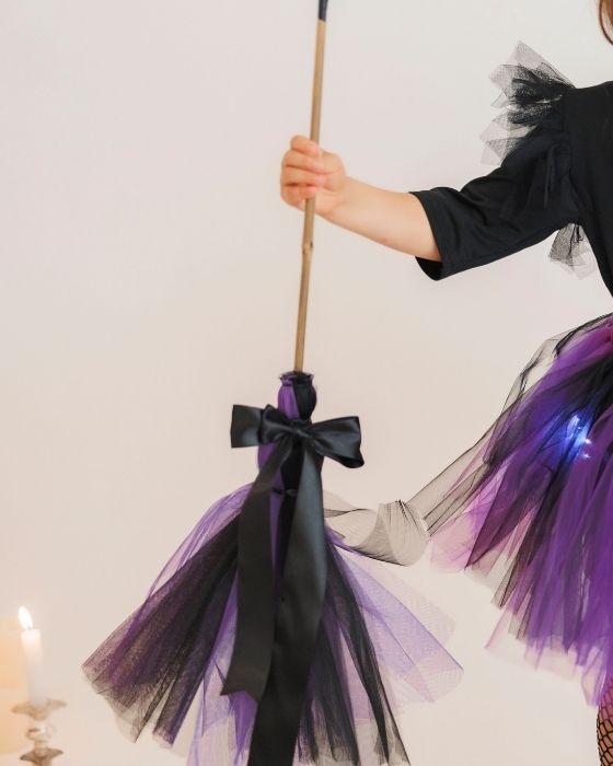 Costum de Halloween Vrajitoare Mov, 4 Piese, pentru fetițe