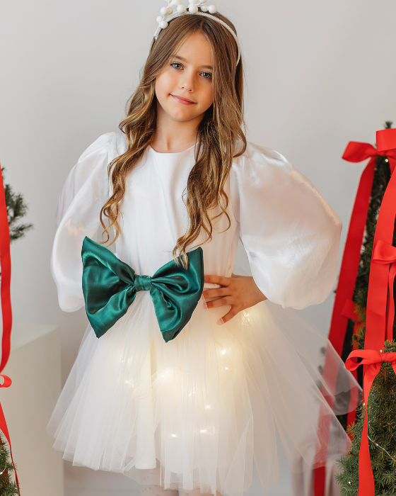 Rochita cu Luminite Alba cu fundita Verde, Bucuria de Craciun cu brad