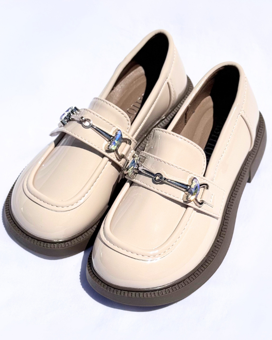 Pantofiori cu pietricele, de toamna - iarna rezistenti