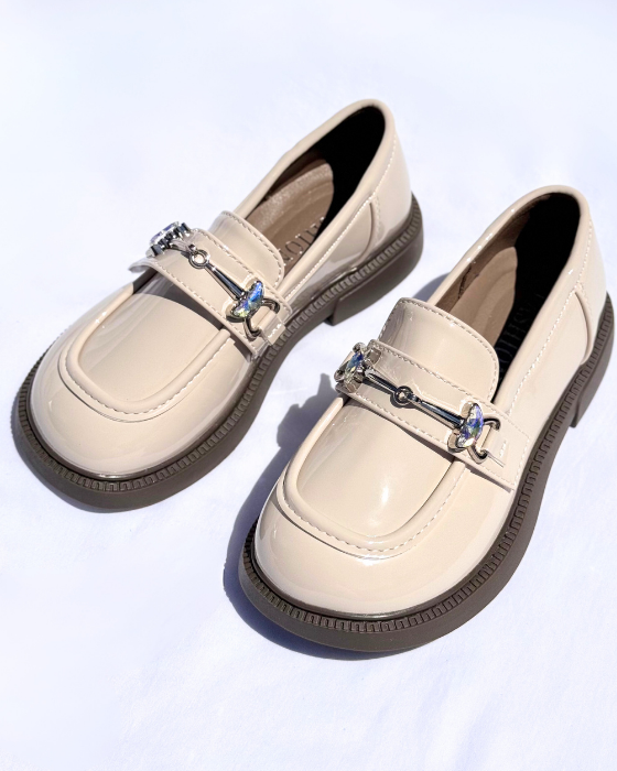 Pantofiori cu pietricele, de toamna - iarna rezistenti