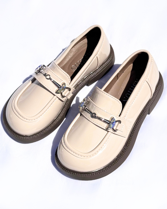 Pantofiori cu pietricele, de toamna - iarna rezistenti