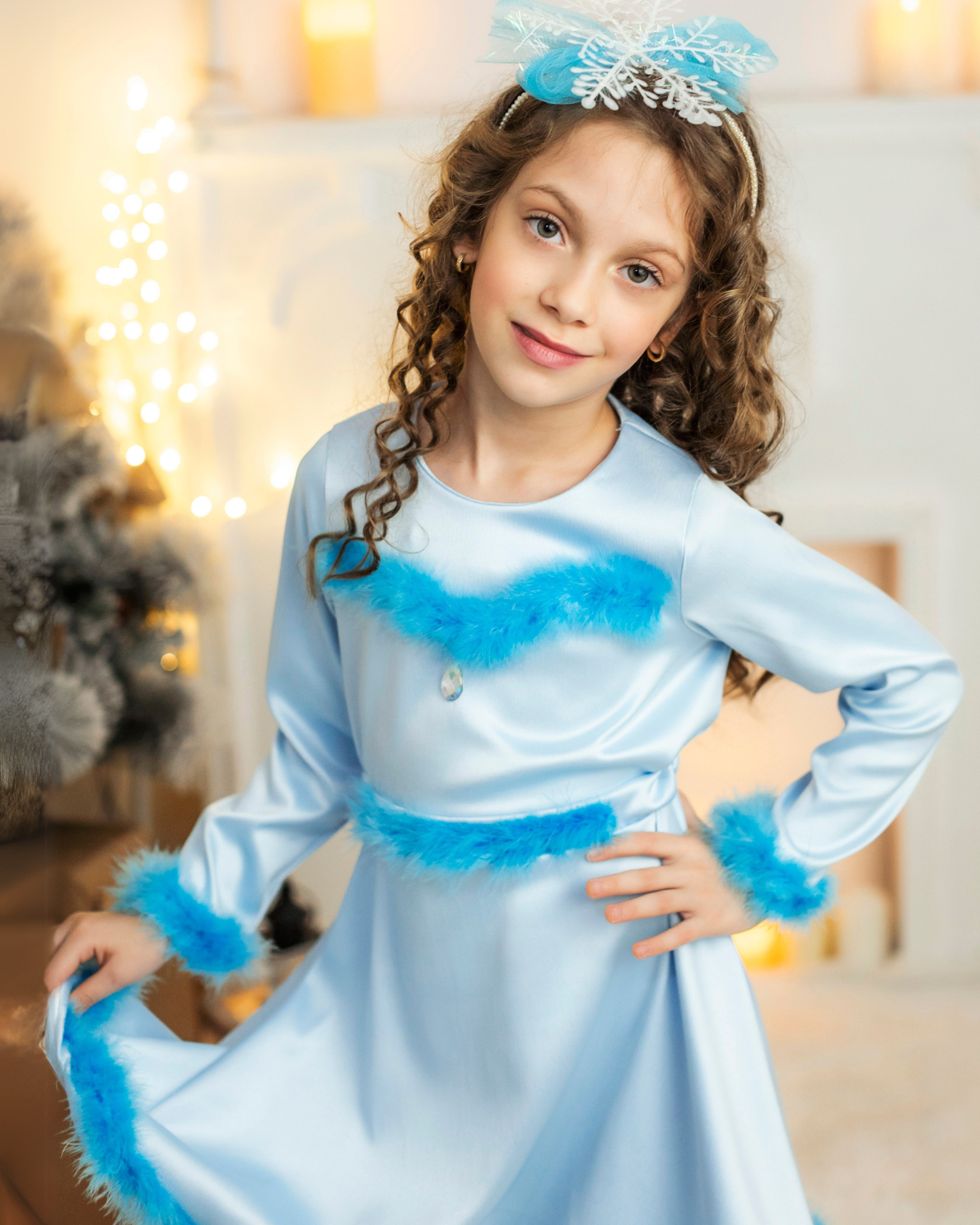 Rochița Bleu de Crăciun, cu Luminite