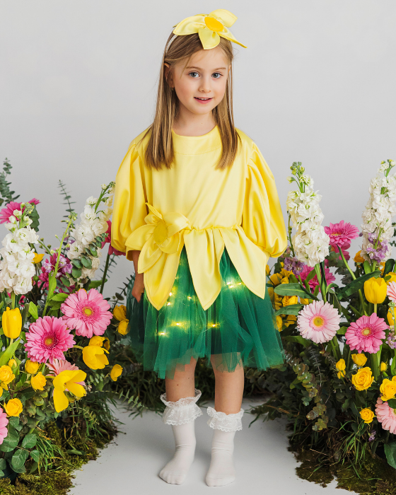 Rochița Floare Galbenă cu Luminițe, Serbare  2025