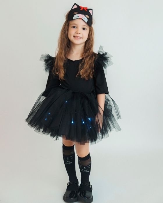 Fustița cu Luminițe, Pisicuță, Carnavalul Costumelor