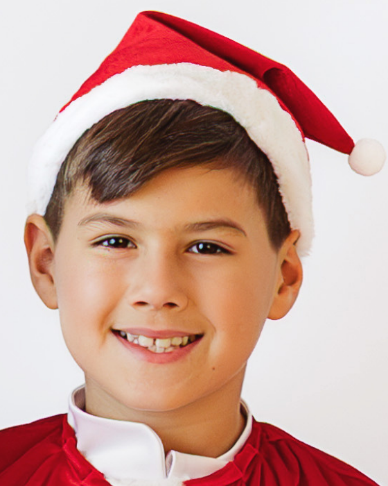 Costum rosu, Mos baiat, pelerina catifea + caciula