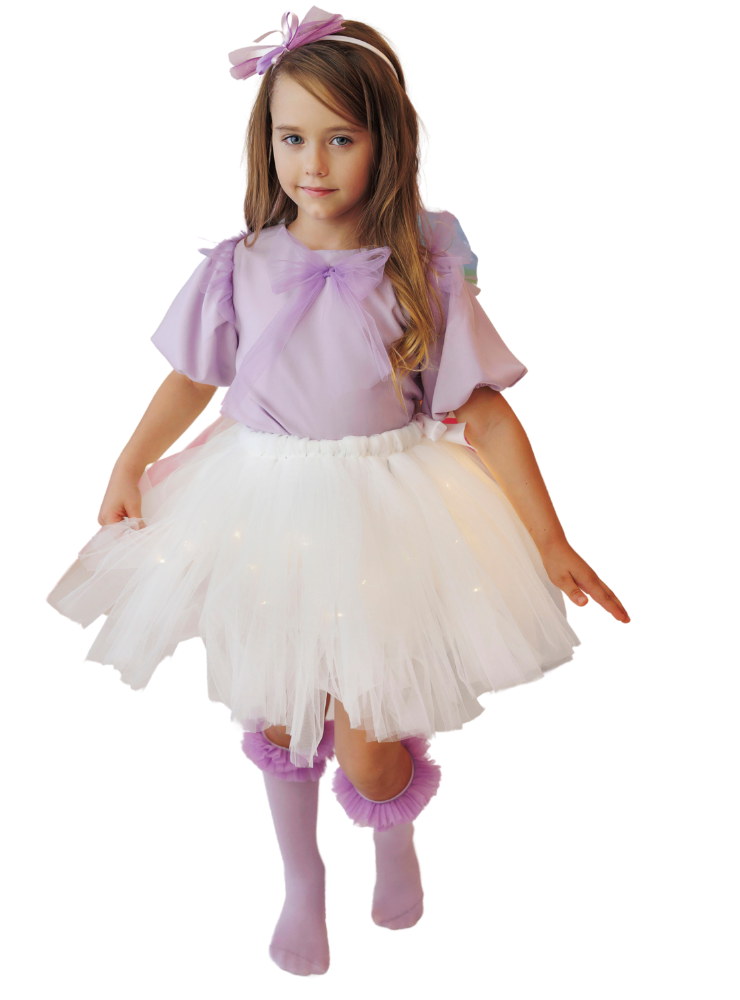 Fustița cu Luminițe, Albă Luminoasă