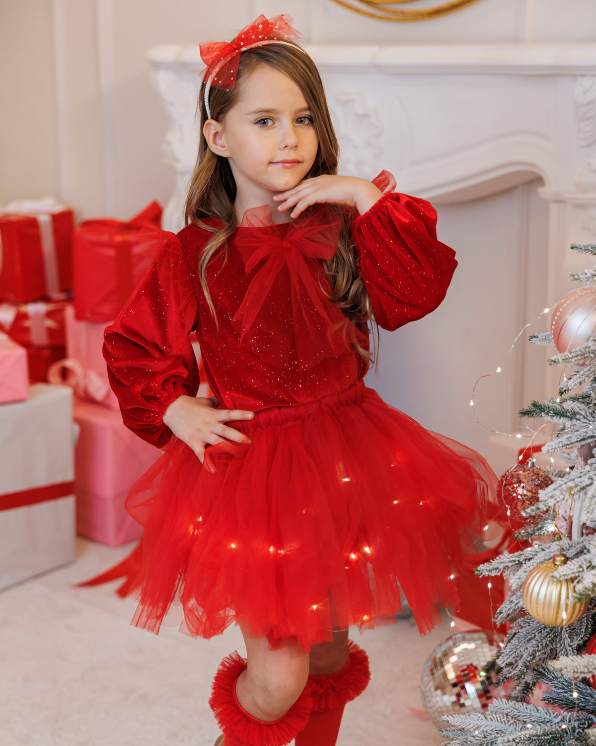 Fustița cu Luminițe, Roșie