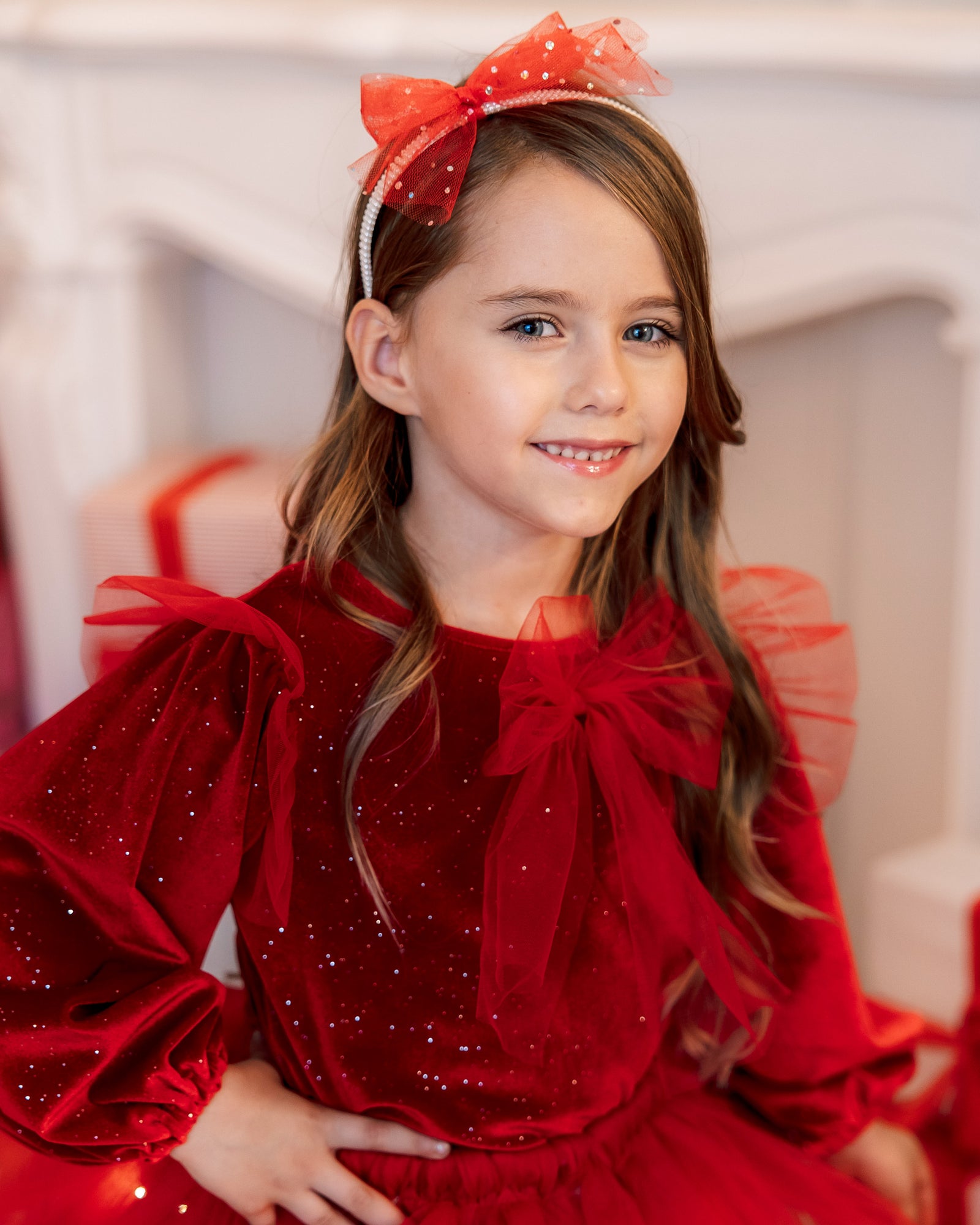 Bluzița Roșie, Catifea cu Sclipici