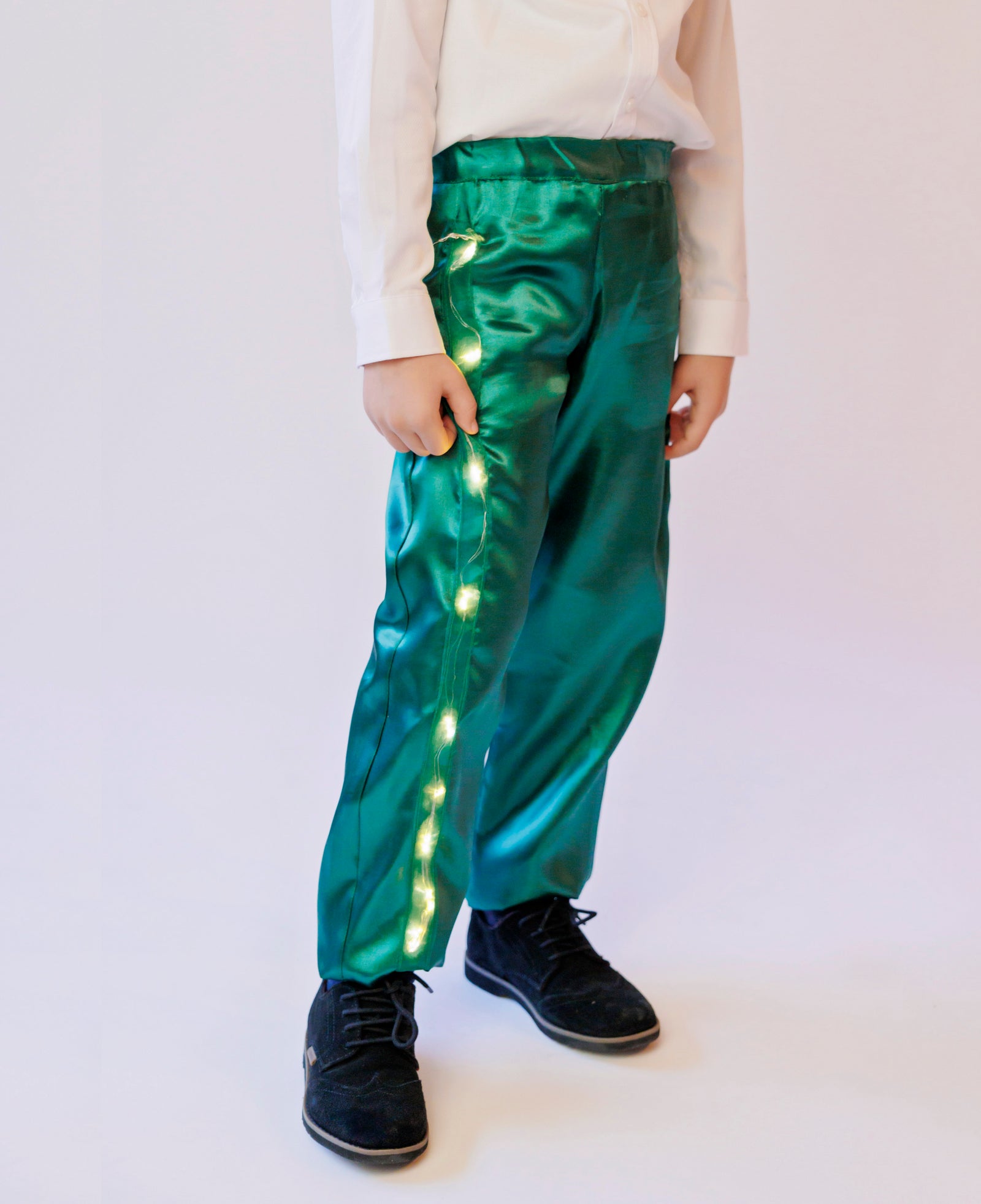 Costum cu Luminițe, Floare Roz BUJOR (Trandafir, Zambilă, Panseluță, Zâna Verii), 3 Piese