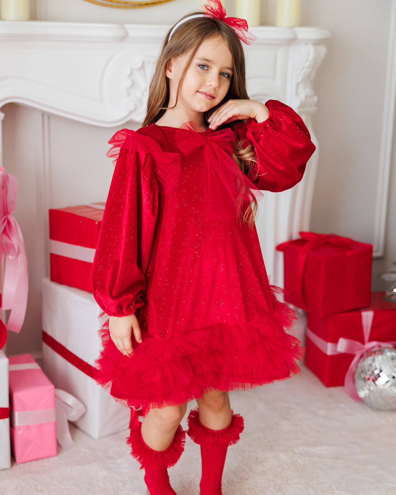 Rochița cu Luminițe, Roșie, Bucuria Craciunului