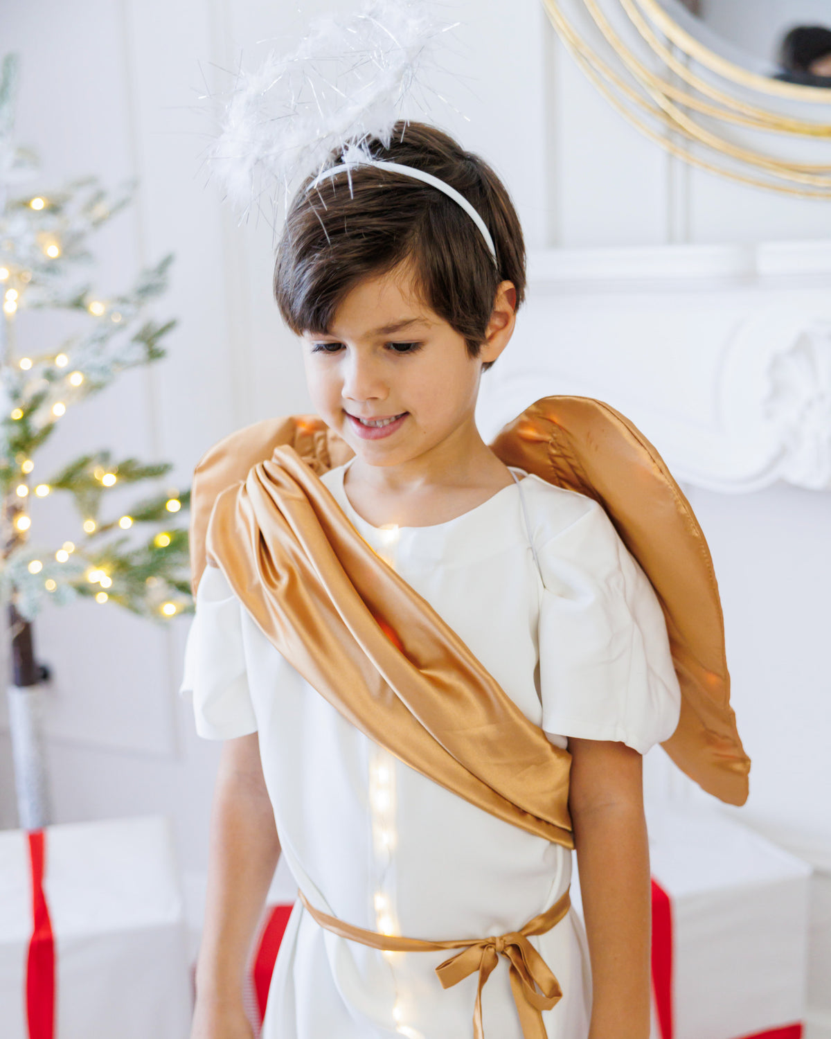 Costum cu Luminițe, Alb de Înger, 5 Piese, de Băiat