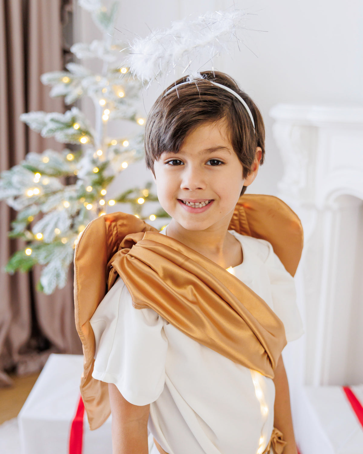 Costum cu Luminițe, Alb de Înger, 5 Piese, de Băiat