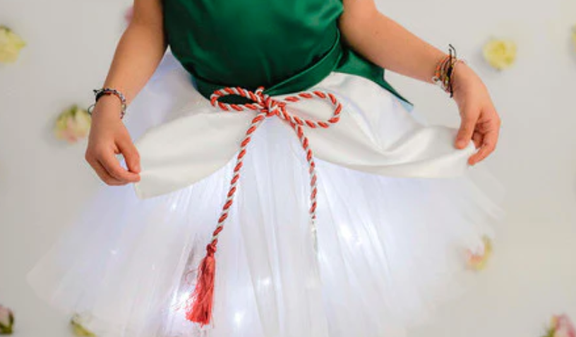 Șorțuleț Floare, Ghiocel, Serbare