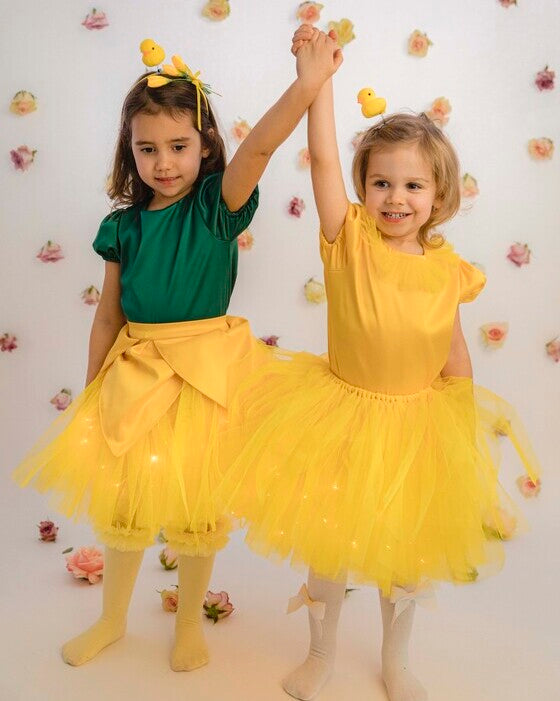 Fustița cu Luminițe, Floare Galbenă (Lalea, Narcisă, Păpădie) de primăvară, Serbare