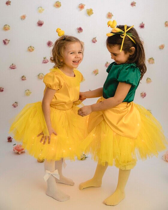 Fustița cu Luminițe, Floare Galbenă (Lalea, Narcisă, Păpădie) de primăvară, Serbare